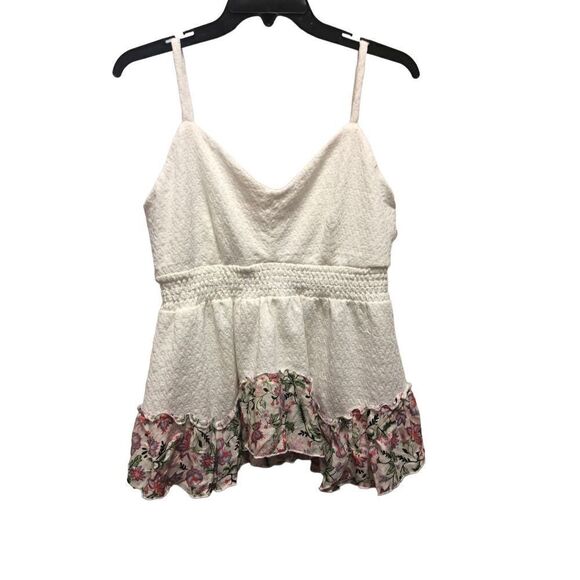 Maurices Women’s Floral Hem Smocked V Neck Peplum Camisole Tank Top Size M NWT - Picture 2 of 7
